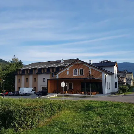 Apartman 95 *