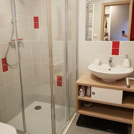Apartman 95 *